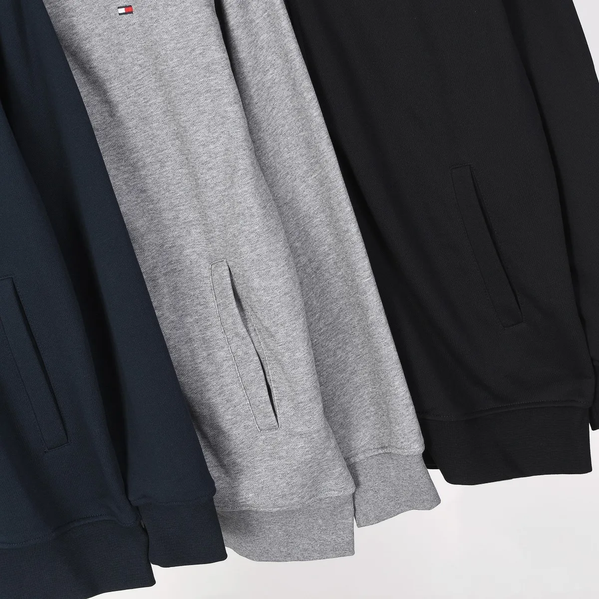 P220 802# Tommy zipper stand collar sweatshirt jacket Color: black gray royal blue Size: M-XXL Fabric: 350g cotton terry